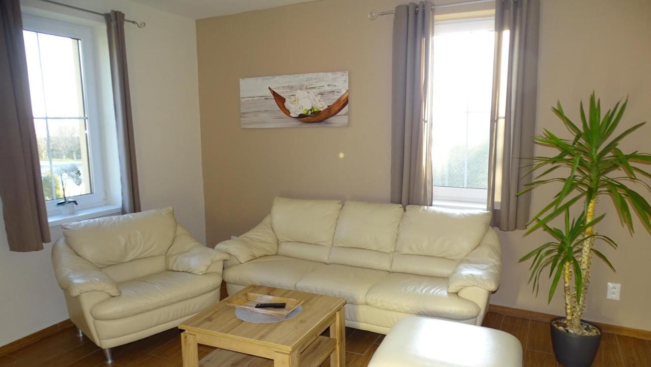 Mojmírovce Kimy Home מראה חיצוני תמונה
