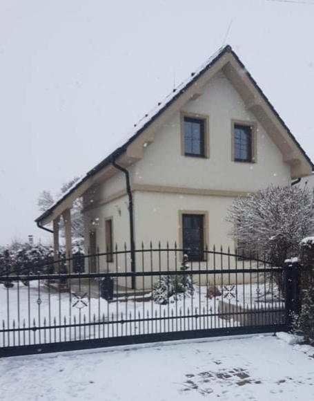Mojmírovce Kimy Home מראה חיצוני תמונה